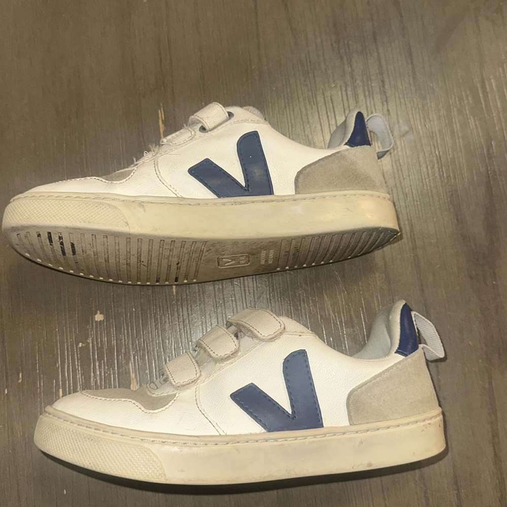 Veja kids White and Blue Velcro Sneakers